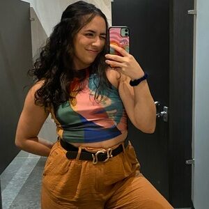 Meet your Posher, Nadya